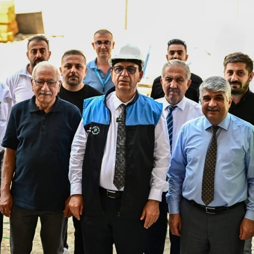 Başkan Geçit, Yeşil Yaşam Evleri inşaatını inceledi
