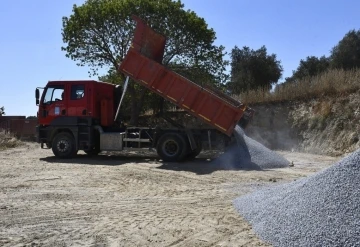 Başkan Günel çalışmaları yerinde takip ediyor
