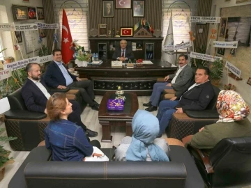 Başkan Güngör, Başkan Arslan’a hayırlı olsun ziyaretinde bulundu
