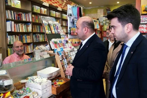 Başkan Gürhan Albayrak: &quot;Boykota inat Eskişehir’de yerel esnafımızın yanındayız&quot;
