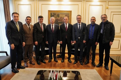 Başkan Kahveci&rsquo;den şehirler arası iş birliği i&ccedil;in &ouml;nemli g&ouml;r&uuml;şme
