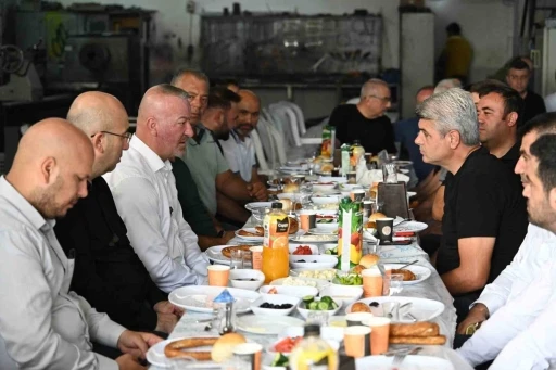 Başkan Karabatı sanayi esnafıyla kahvaltıda buluştu
