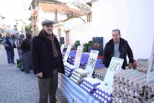 Başkan Kaya: "Soğuk kış g&uuml;nlerinde de esnaf ve vatandaşlarımızın yanında olmayı s&uuml;rd&uuml;receğiz"

