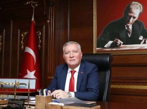 Başkan Kepenek; "Kadınlarımız toplumumuzun en &ouml;nemli değerlerindendir"
