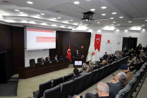 Başkan Kıvan&ccedil;: "Ceyhan-Yumurtalık enerji koridorunun g&uuml;&ccedil;lenmesi, Adana&rsquo;yı &ouml;nemli bir akt&ouml;r haline getirebilir"
