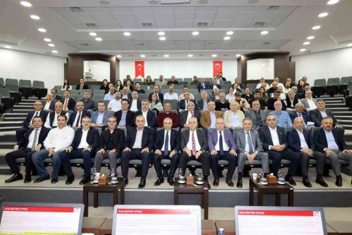 Başkan Kıvan&ccedil;: "Zorlu k&uuml;resel şartlara rağmen ihracatımızı artırmaya devam ediyoruz"
