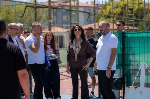 Başkan K&ouml;ksal Aras, Ali Fuat &Ouml;zge Spor Tesislerinde incelemelerde bulundu
