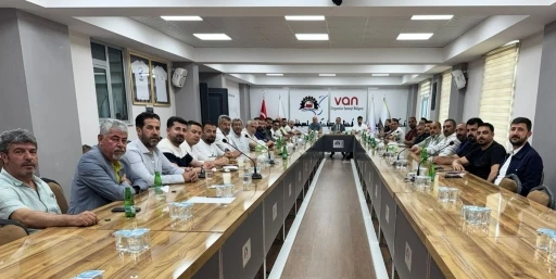 Başkan Memet Aslan: "&Uuml;retim ve istihdamı artıracak projeler &uuml;zerinde &ccedil;alışıyoruz"
