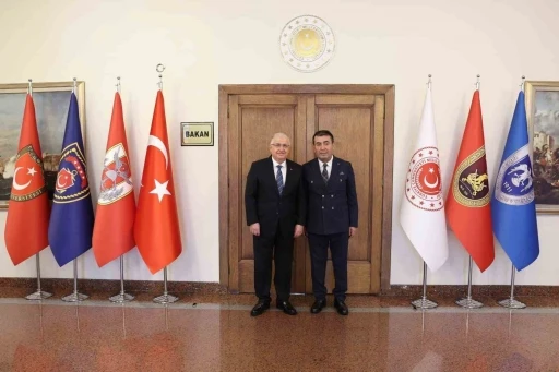 Başkan Metin&rsquo;den Bakan G&uuml;ler&rsquo;e ziyaret
