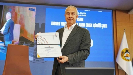 Başkan &Ouml;z&ccedil;elik, CEMR Avrupa Yerel Yaşamda Kadın-Erkek Eşitliği Şartı&rsquo;nı imzaladı
