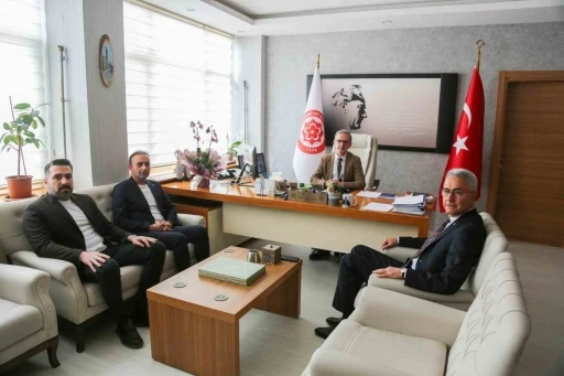 Başkan &Ouml;zdemir, medikal firmaların mağduriyetlerini Doğan ile g&ouml;r&uuml;şt&uuml;
