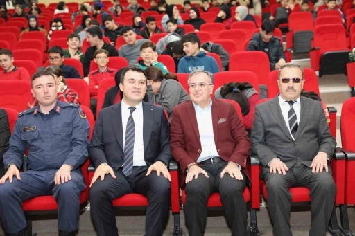 Başkan Özdoğan: &quot;Gençlerimizin başarısı geleceğimizin teminatıdır&quot;
