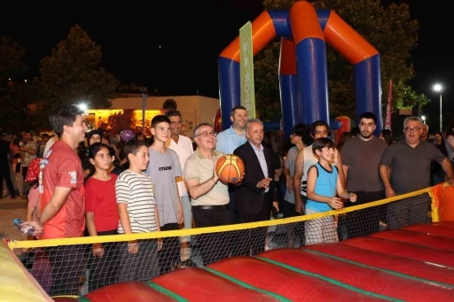 Başkan Özdoğan: &quot;Hacılar’da çocuklarımıza spor dolu bir yaz yaşatıyoruz&quot;
