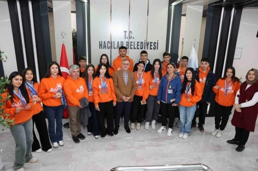 Başkan &Ouml;zdoğan: "HADAK, gittiği her yerde &rsquo;bunu başarır&rsquo; dedirtmiştir"
