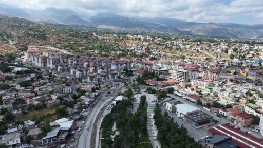 Başkan Özdoğan: &quot;Kış gelmeden vatandaşlarımız evlerine yerleşecek&quot;
