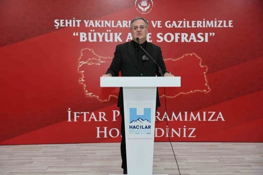 Başkan &Ouml;zdoğan: "Şehit ailelerimiz ve gazilerimiz, her zaman baş tacımızdır"
