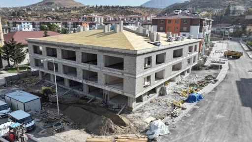 Başkan Özdoğan: &quot;Yenilenen Hacılar’da ticaret alanları da ön planda&quot;
