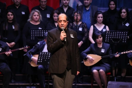 Başkan Özen: &quot;Her dizesiyle bizlere hem ışık olmuş hem de umut vermiştir&quot;
