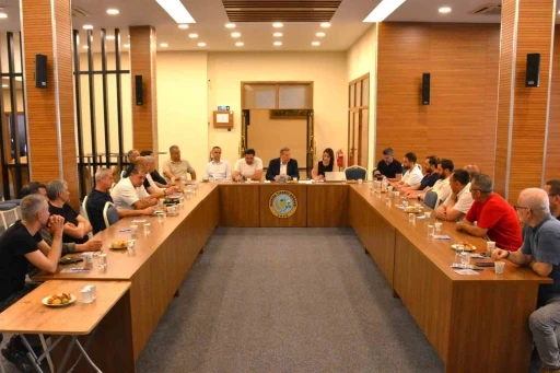 Başkan &Ouml;zkasap&rsquo;tan zeytinyağı sekt&ouml;r&uuml;ne birlik ve modernizasyon &ccedil;ağrısı
