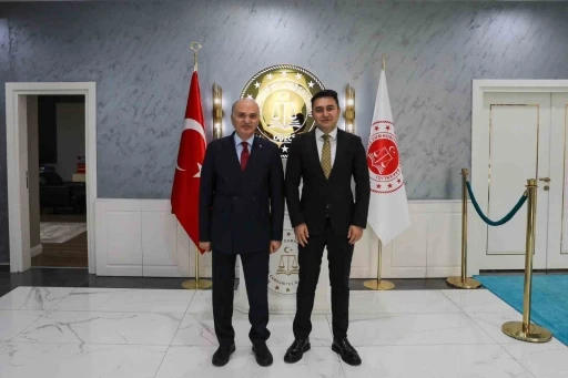 Başkan Özlü, Başsavcı Emre ile bir araya geldi
