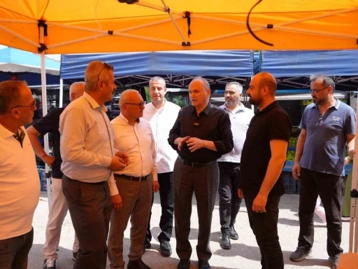 Başkan &Ouml;zl&uuml;, pazarcı esnafıyla bir araya geldi
