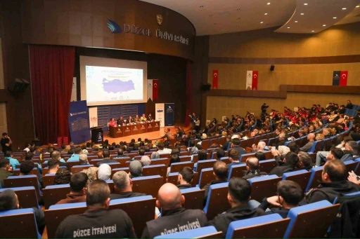 Başkan Özlü &quot;Düzce’de kentsel dönüşümde 8 bölge belirledik&quot;
