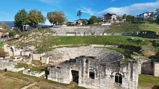 Başkan &Ouml;zl&uuml; "D&uuml;zce&rsquo;de turizm, vizyonumuzun yansıması olacak"
