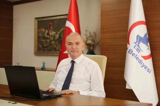 Başkan &Ouml;zl&uuml; "İstiklal meşalesi gen&ccedil;lerimizin elinde"

