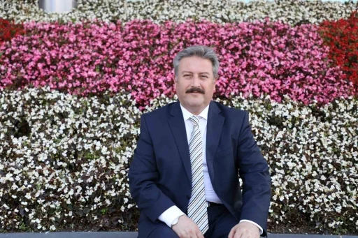 Başkan Palancıoğlu: "Bu g&uuml;zel ayın ardından hep birlikte bir bayrama daha ulaşmanın mutluluğunu yaşıyoruz"
