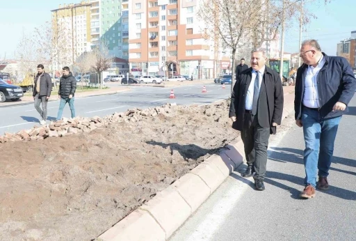 Başkan Palancıoğlu:  &quot;Daha yeşil ve daha estetik bir Melikgazi için çalışıyoruz&quot;
