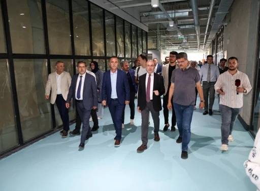Başkan Pekyatırmacı: "Sel&ccedil;uklu&rsquo;da her alanda olduğu gibi spor alanında en iyi hizmeti &uuml;retmenin gayreti i&ccedil;erisindeyiz"
