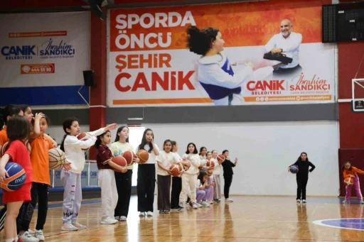 Başkan Sandık&ccedil;ı: "Canik&rsquo;te geleceğin şampiyonlarını keşfediyoruz"
