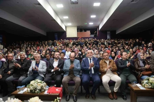 Başkan Sandık&ccedil;ı: "K&uuml;lt&uuml;r ve sanatta &ouml;nc&uuml; olmaya devam ediyoruz"
