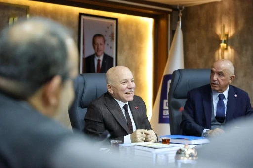 Başkan Sekmen; &quot;Kent içi trafiği daha akıcı hale gelecek&quot;
