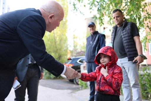 Başkan Sekmen; &quot;Vatandaşımızın sesi bizim yol haritamızdır&quot;
