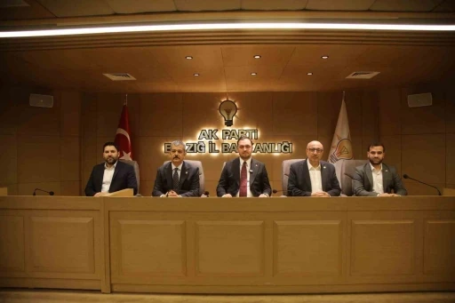 Başkan Selmanoğlu: "AK Parti milletimizin ortak değerlerinin, birlik ve beraberlik ruhunun g&uuml;&ccedil;l&uuml; bir temsilcisidir"
