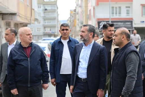Başkan Şerifoğulları, yol yenileme ve kaldırım &ccedil;alışmalarını inceledi
