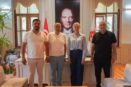 Başkan Subaşı, Burdur heyetini makamında ağırladı
