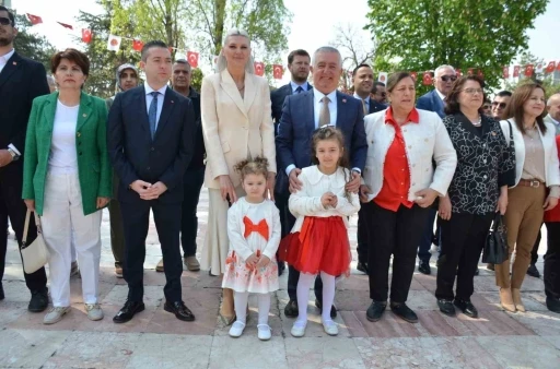 Başkan Subaşı,  CHP’den alternatif çelenk sunma törenine katıldı
