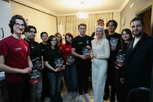 Başkan Subaşı, &ouml;ğrencilerin iftar sofralarına konuk oldu
