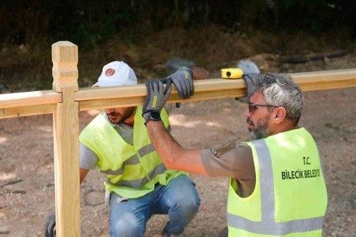 Başkan Subaşı, sahada y&uuml;r&uuml;t&uuml;len &ccedil;alışmaları inceledi
