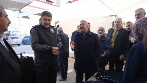 Başkan Sunar ve İl Emniyet Müdürü Karaduman’dan pazar denetimi
