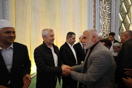 Başkan Tahmazoğlu kurban kesim alanlarını ziyaret etti
