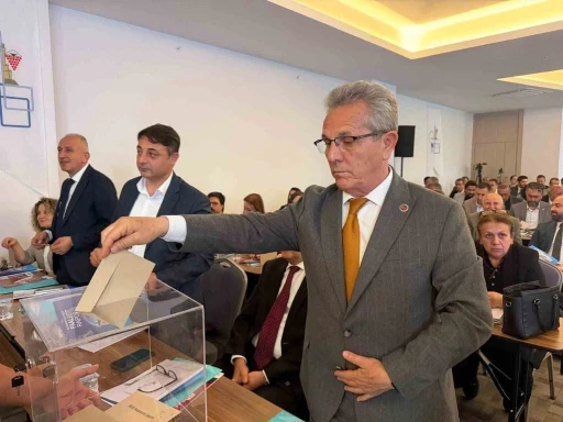 Başkan Tetik Ege Belediyeler Birliği enc&uuml;men &uuml;yeliğine yeniden se&ccedil;ildi
