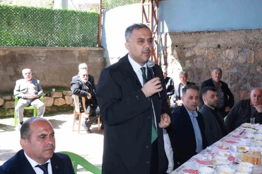 Başkan Toptaş: "Muhtarlarımızdan gelen her talep, bizim i&ccedil;in bir g&ouml;revdir"

