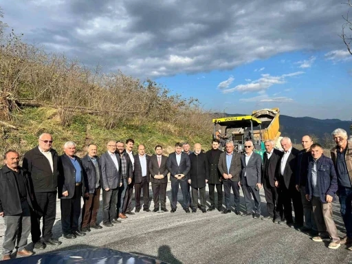 Başkan Türkcan: &quot;Sarpdere-Damarlı yolu hak ettiği değere kavuşuyor&quot;
