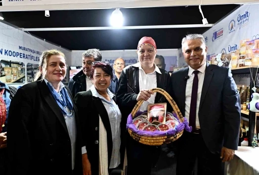 Başkan Uysal, &lsquo;Trabzon Tanıtım G&uuml;nleri&rsquo;nde
