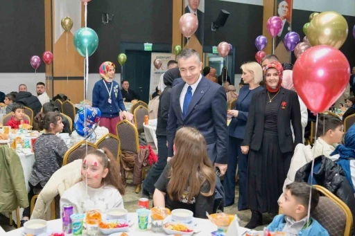 Başkan Vekili Aksoy&rsquo;dan tasarruf hamlesi: Belediye ara&ccedil;ları resmi plakalı olacak
