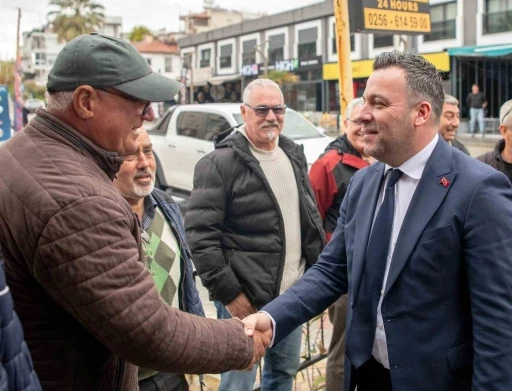 Başkan Vekili Demirtaş, taksici esnafı ile g&ouml;r&uuml;şt&uuml;
