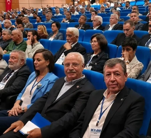 Başkan vekili Erdil, başkanlara devecilik k&uuml;lt&uuml;r&uuml;n&uuml; anlattı
